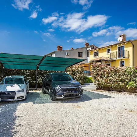 Tramontana Near Pula For 6 Persons With 30m2 Private Pool *