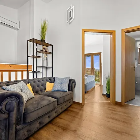 Tramontana Near Pula For 6 Persons With 30m2 Private Pool