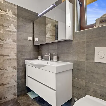 Tramontana Near Pula For 6 Persons With 30m2 Private Pool Villa